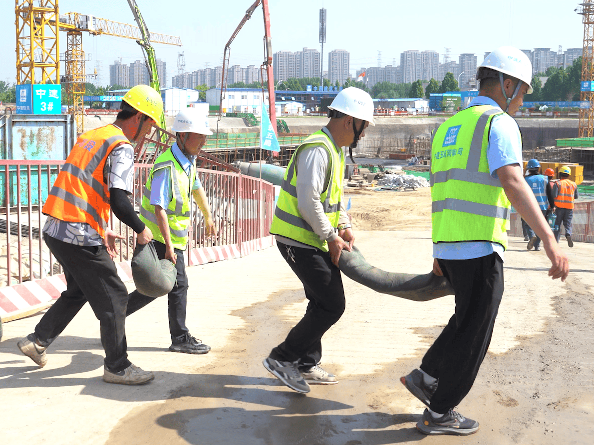 以“练”备汛！郑州建筑施工领域“动真格”→(图2)