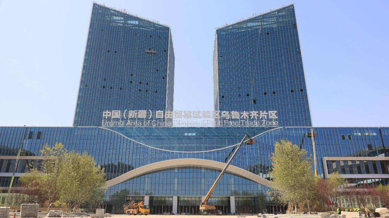 建设者的忙碌“五一”(图2)