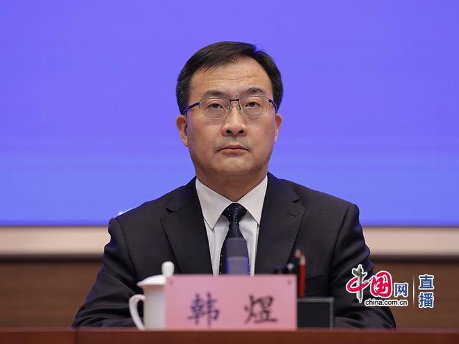 住建部：对建筑施工特种作业人员持证上岗情况进行执法检查严厉打击无证等违法违规行为