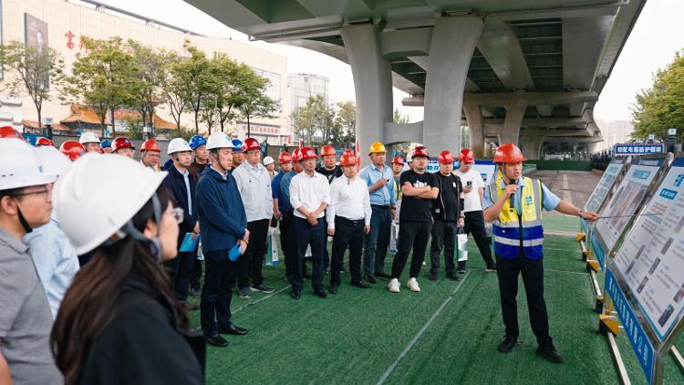 青岛开展2024年市政道路工程质量现场观摩活动(图2)