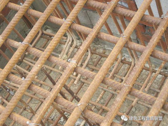 钢筋施工屡见不鲜的12个质量通病如何防治？(图2)
