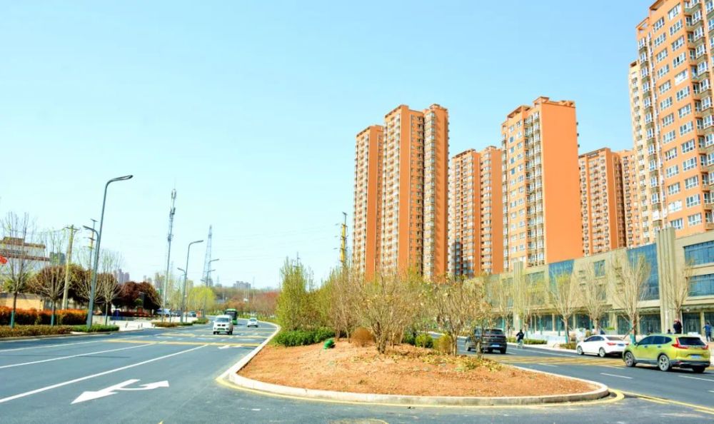 秦汉新城望贤路提升改造市政工程完工通车