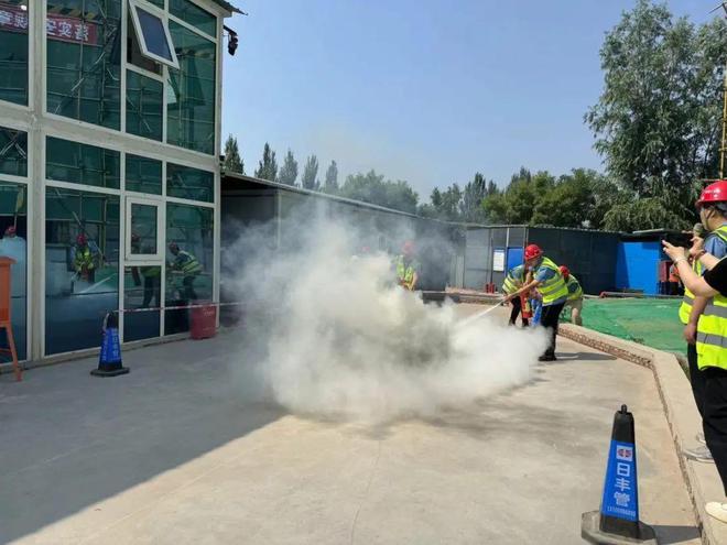 文水县开展建筑施工安全生产应急救援演练活动(图2)