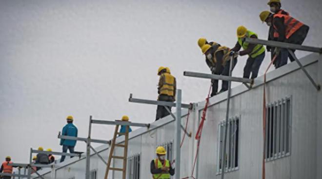 超三万人施工仅12天建成的雷神山医院停用4年后荒废了吗？