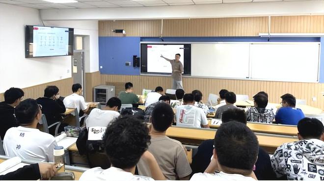 焕新颜!锐取助力西安建筑科技大学“智能+”改造升级(图3)