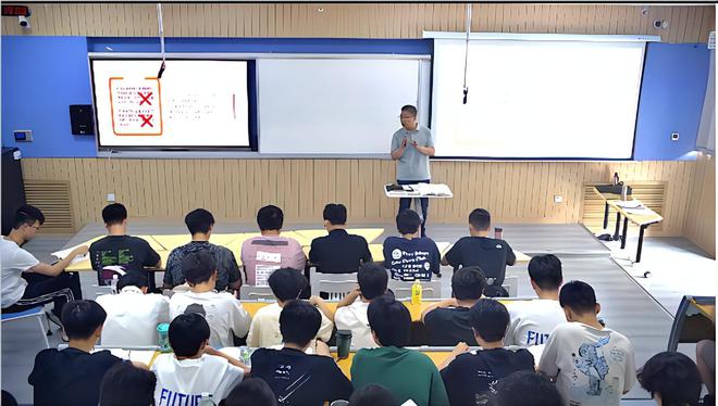焕新颜!锐取助力西安建筑科技大学“智能+”改造升级(图4)