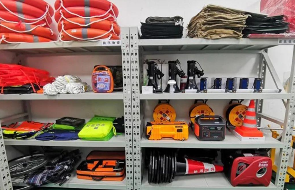 房屋建筑施工中的应急救援必备设备