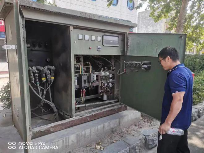 菏泽市城市管理局市政工程管理处开展路灯变压器专项整治活动(图2)