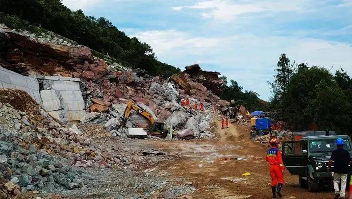 典型案例！建筑施工安全提示(图2)