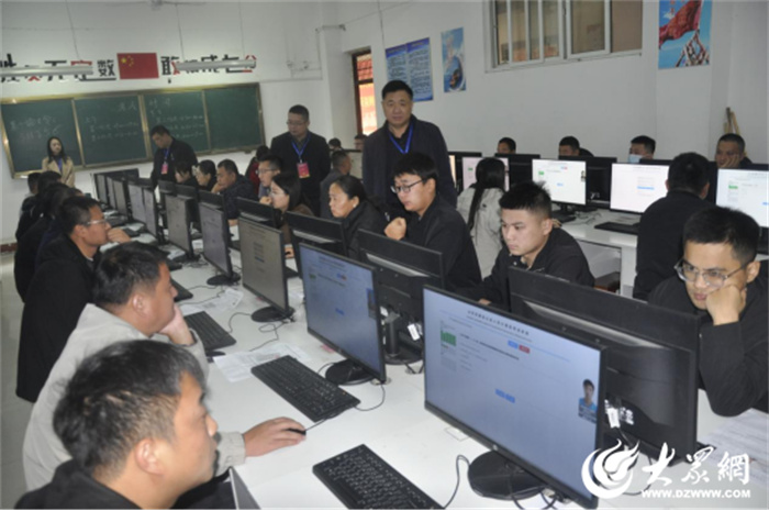 山东省建筑施工企业安全生产管理人员菏泽考区考试在市建筑技工学校举行_菏泽新闻_大众网