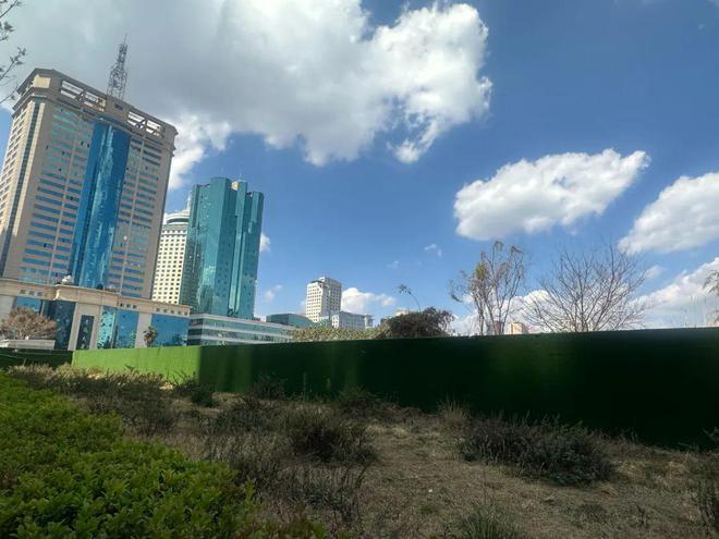 最新消息！昆明东风广场部分恢复施工将建……(图3)