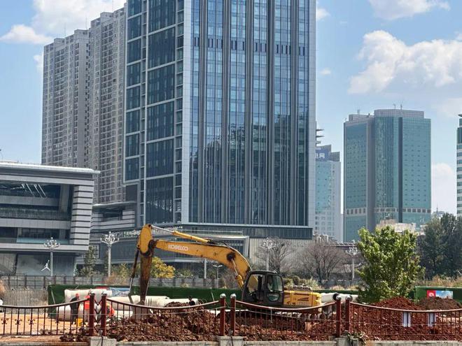 最新消息！昆明东风广场部分恢复施工将建……