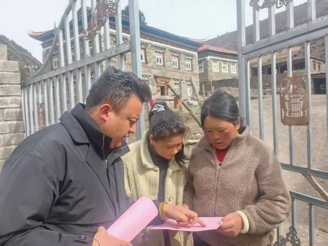 甘孜州清明期间多措并举筑牢森林草原防灭火安全屏障(图6)