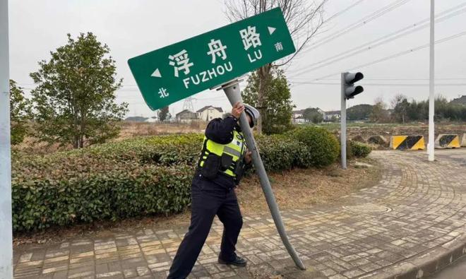 大风将近！中到大雨暴雨！莫慌莫大意！