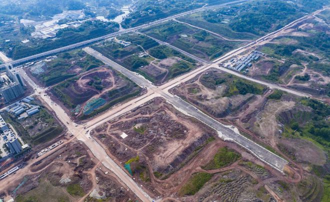 渝兴公司项目建设“不打烊”书写新时代城市建设的最美答卷(图2)