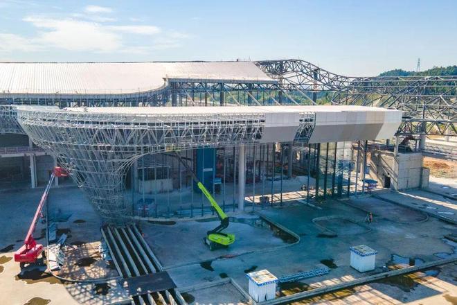 重大进展！长沙西站站房施工迈入全速推进新阶段(图1)