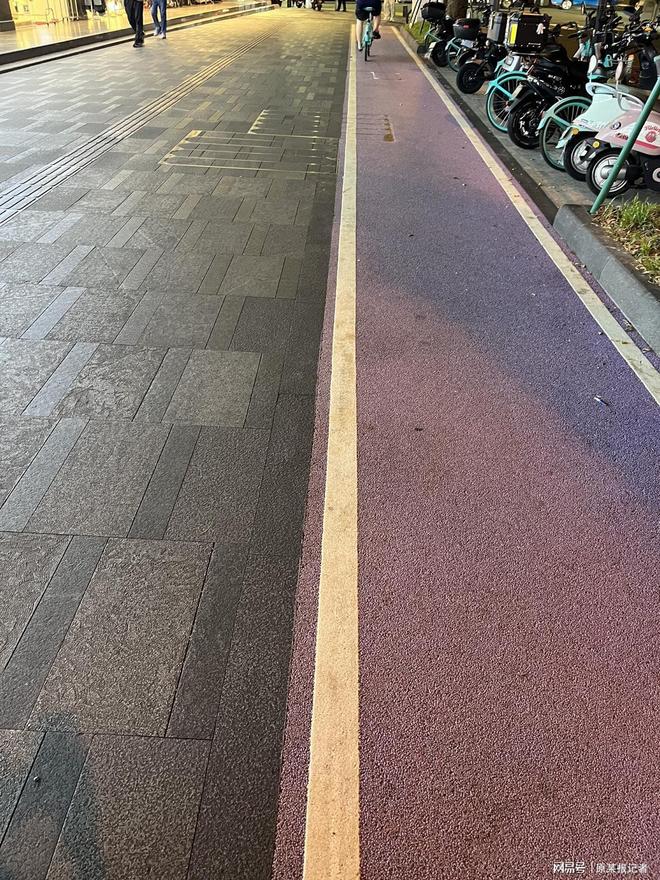 城市市政改造几年更新一次合适？省点钱帮扶困难群众(图7)