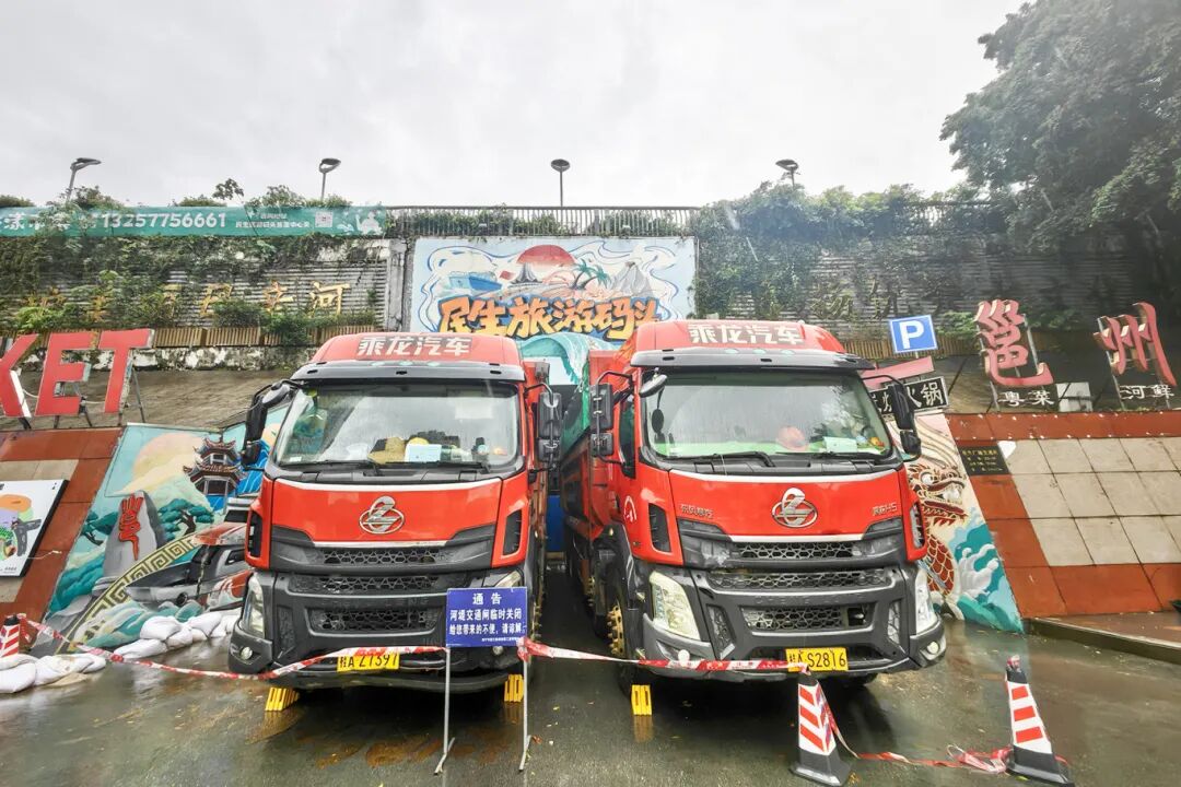 南宁抗洪：以非常之力护寻常烟火(图2)