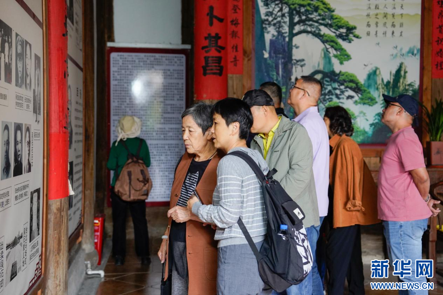 福州吴石故居17日将启动修缮并暂停开放市民赶在施工前前往纪念-新华网(图5)