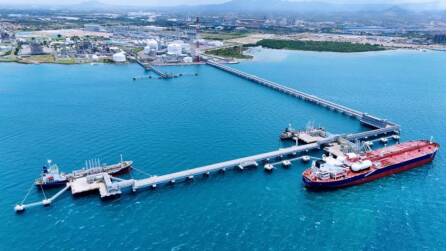 注入工业“动力引擎”中建筑港助力印尼国家战略工程投用