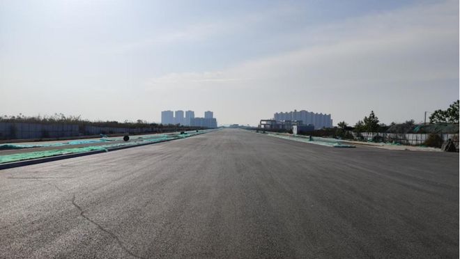 泾河新城泾茯路市政道路即将通车(图2)