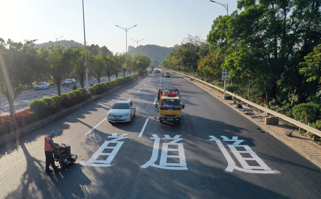 惠博大道二期维修下个月底完工主车道将全线通车(图2)