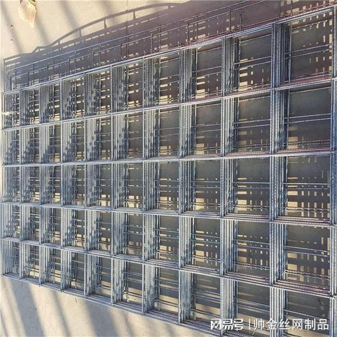 钢筋网片vs普通网片建筑施工选对有多重要？(图2)