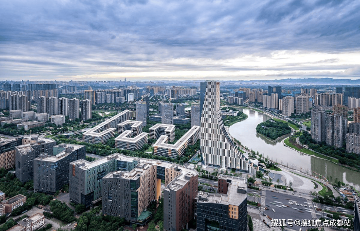 成都【高投启鸣宸序】售楼部电话(最新认证)丨售楼处公告：最新优惠活动_查看3月房价_在售户型面积区间_线上处_预约看房享优惠。(图2)